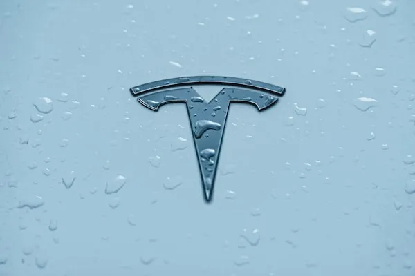 Minimalista márkajel vizuális inspiráció